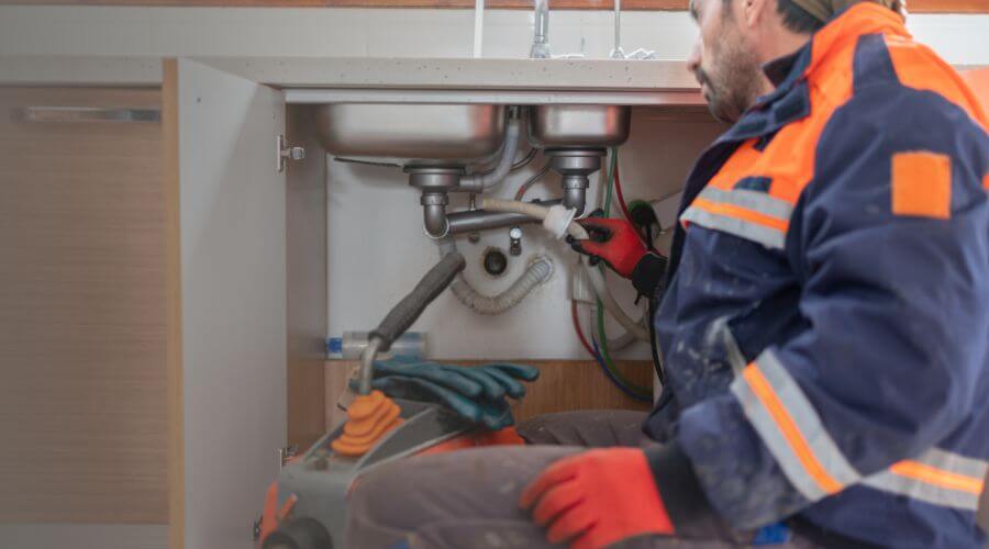 Professional tankless water heater installation services in Newington, GA